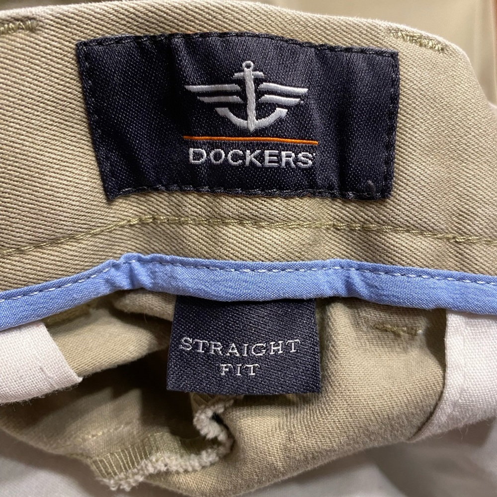 Doctors khaki pants. Size 36×32. One straight fit one classic fit. - Picture 4 of 6